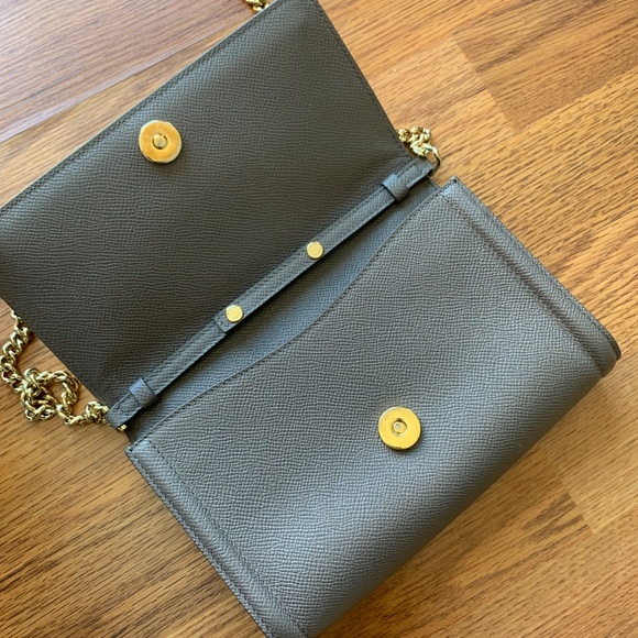 Ferragamo Vera Bow Crossbody in Saffiano - Picture 2 of 10